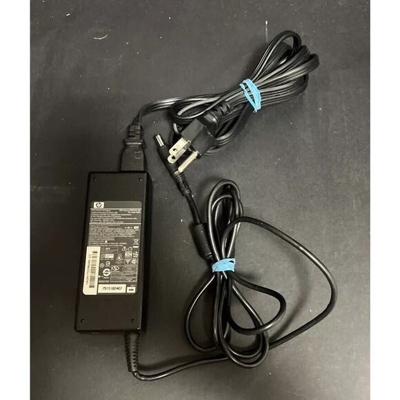 HP 391173-001 19.5V 4.74A 90W Genuine Original OEM AC Power Adapter Charger - Picture 1 of 3